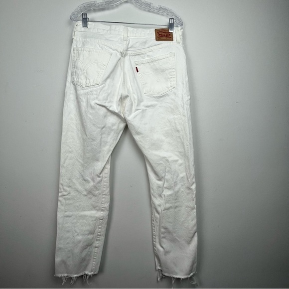 Levi's 501 White Jeans Straight Leg Distressed Button Fly Size W 31 L30‎ EUC - Picture 9 of 9